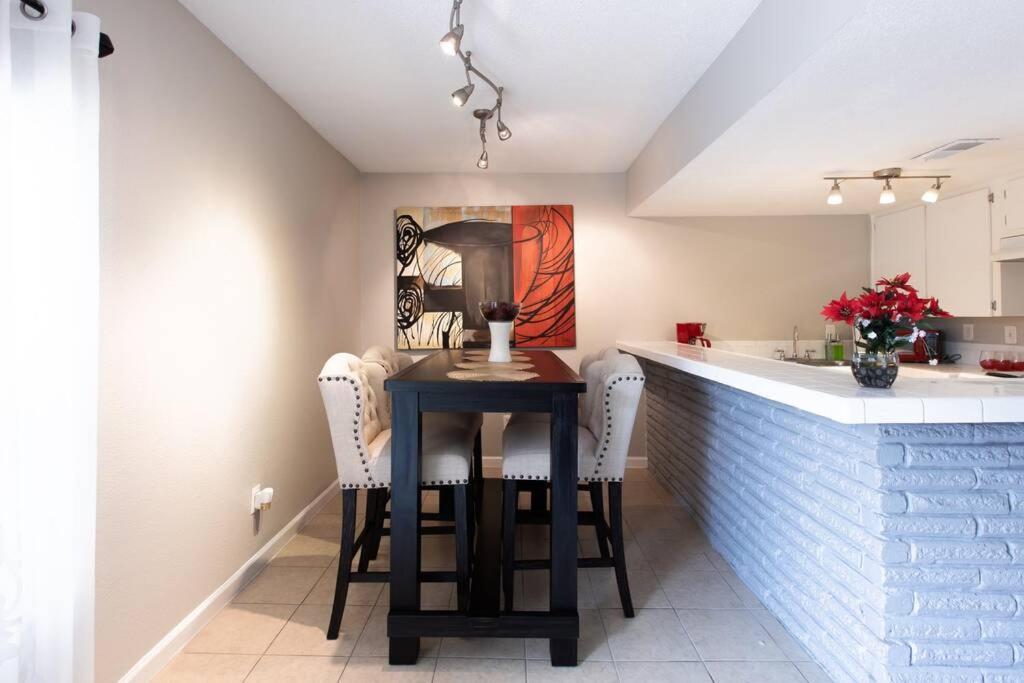 Urban 2Br Apartment In The Heart Of The Heights Houston Ngoại thất bức ảnh